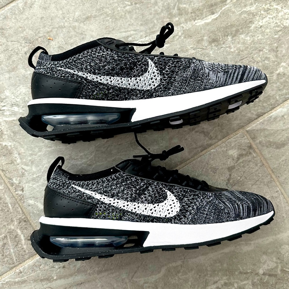 Nike Air Max Flyknit Racer Running Sneakers Black Grey Sz 9